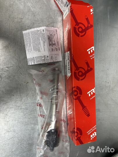 Тяга рулевая TRW logan sandero новая