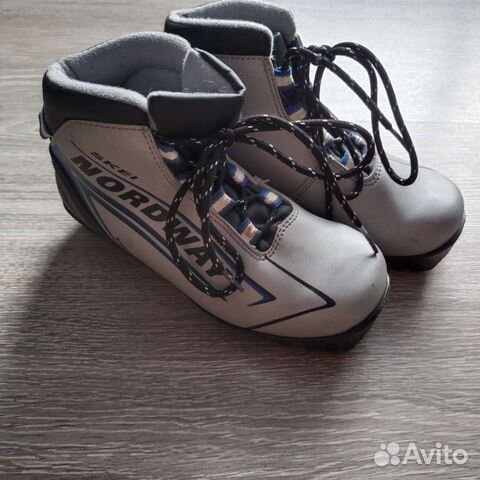 Лыжные ботинки 35