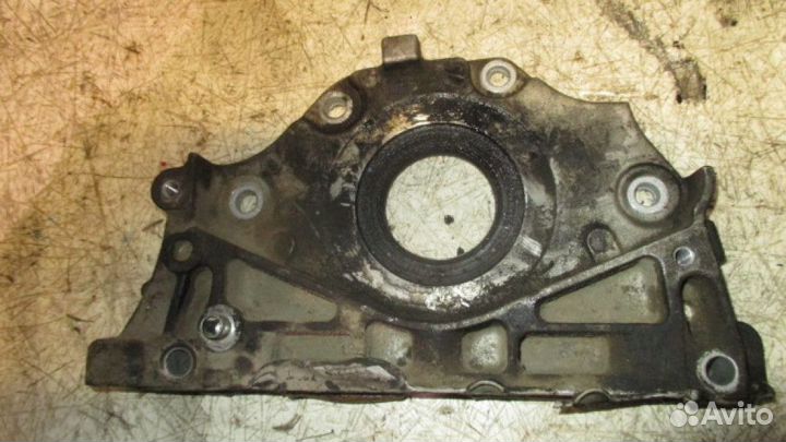 Крышка двигателя передняя Land Rover Freelander 2