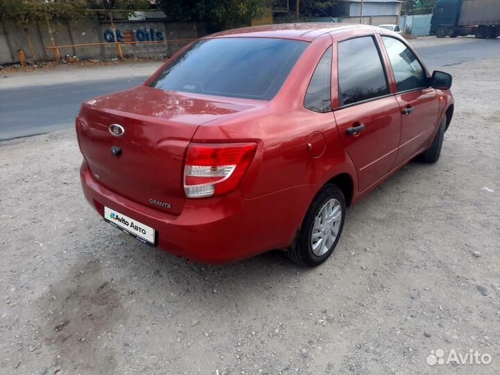 LADA Granta 1.6 МТ, 2013, 200 000 км