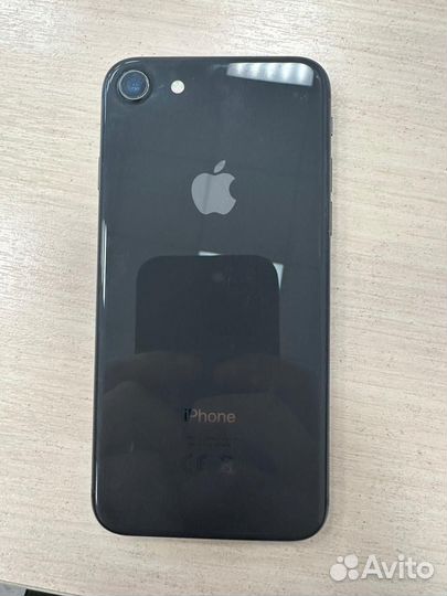 iPhone 8, 64 ГБ