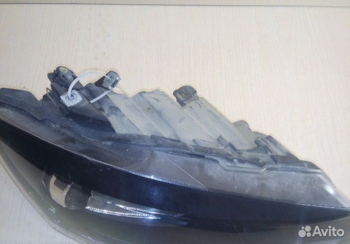 Фара правая Volkswagen Polo 5 хэтчбек 2013г