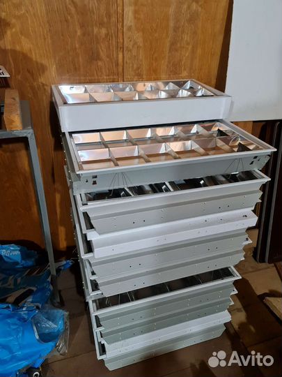 Светильники потолочные армстронг