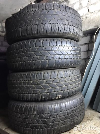 Bridgestone Dueler APT IV 265/65 R17