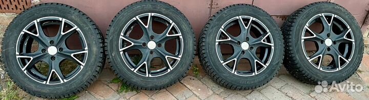 Laufenn 185 60 15/Skad 4x98 6j x15 et 38