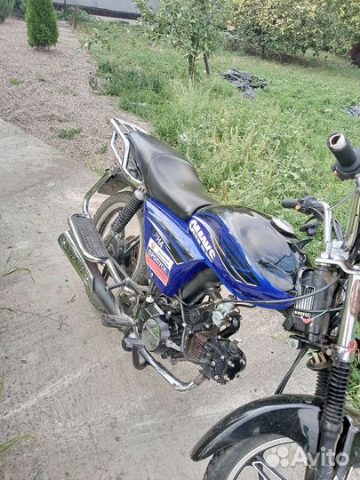 Продам мопед Alpha Omaks