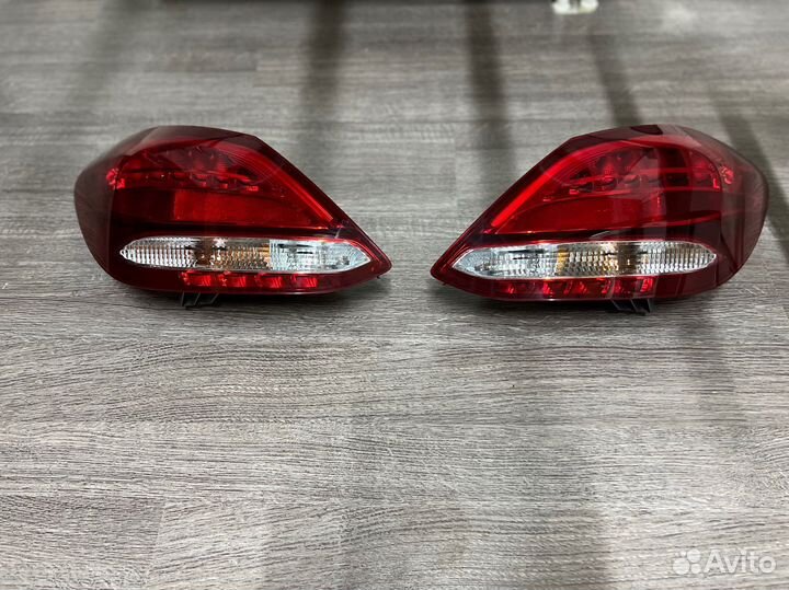 Фонари задние Mercedes benz c class W205 c205