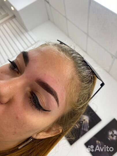 Коррекция и окрашивание бровей