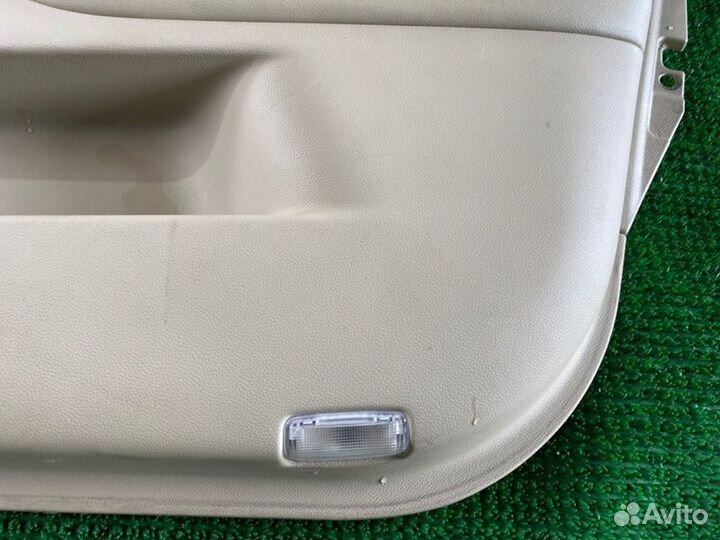 Обшивка двери прав. перед. Infiniti Fx35, Fx37, Fx