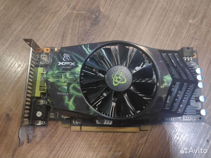 Видеокарта gts250