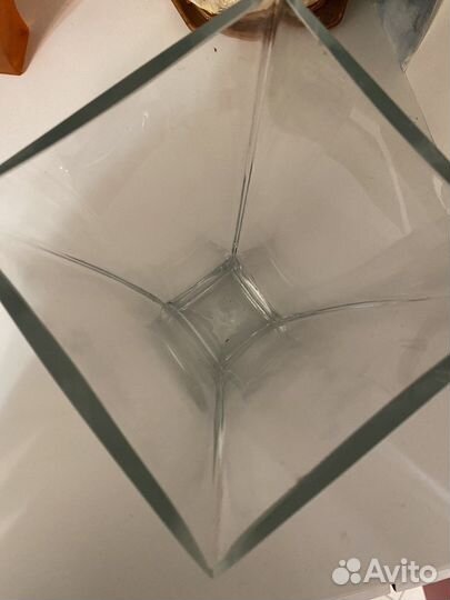 Хрустальная ваза