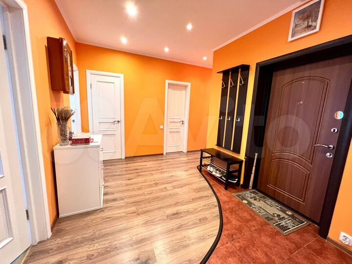 2-к. квартира, 66 м², 12/12 эт.