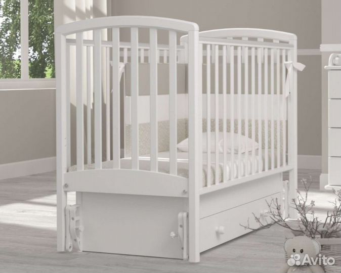 Детская кроватка с маятником и ящиком+доп. бортик