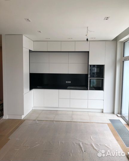 Встраиваемый кухонный гарнитур на заказ