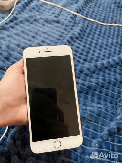 iPhone 8 Plus, 64 ГБ