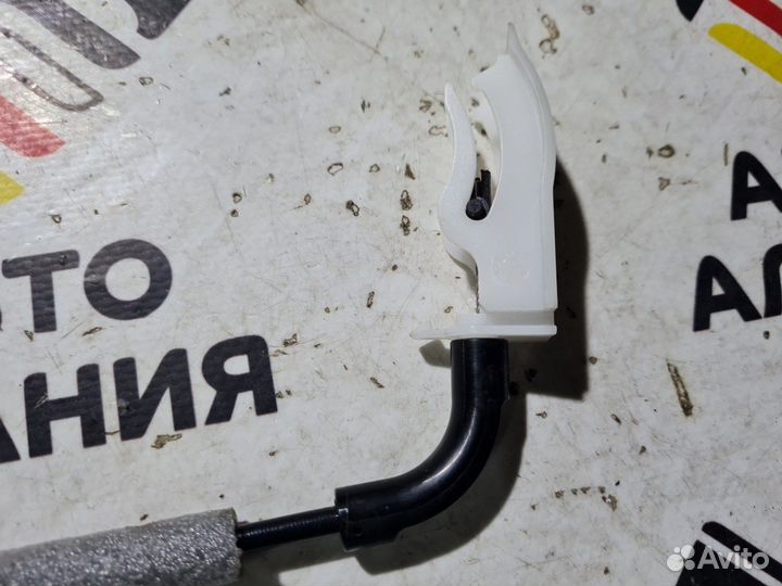 Трос замка двери задний Bmw 1 E87 N52B30 2006