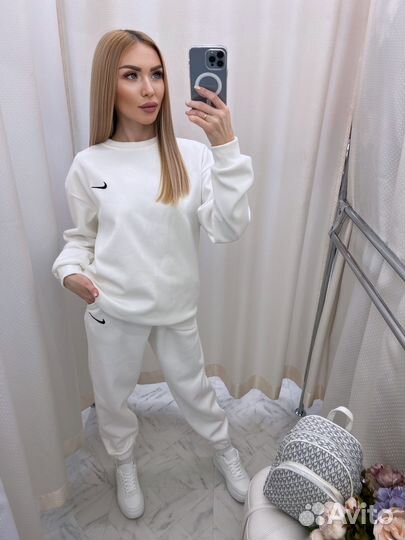 Теплые Костюмы на велюре корея размеры 42/52