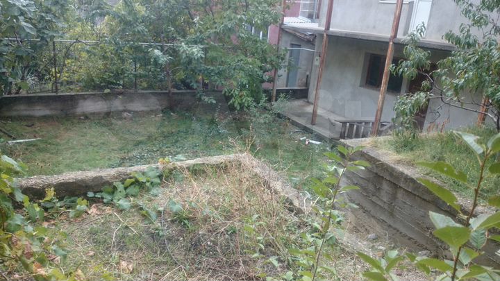 Дом 360 м² на участке 4 сот.