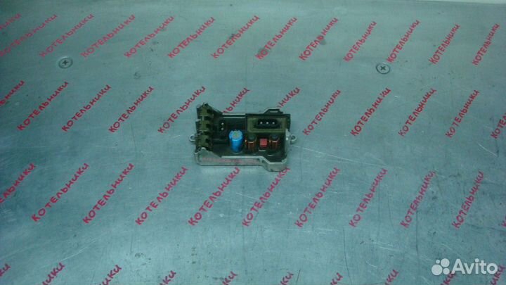 BMW 64116934390 Регулятор вентилятора