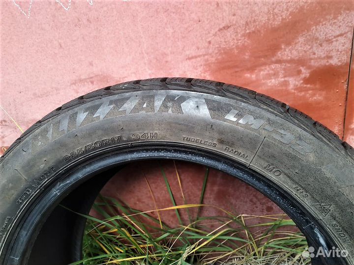 Bridgestone Blizzak LM-32 225/50 R17 94H