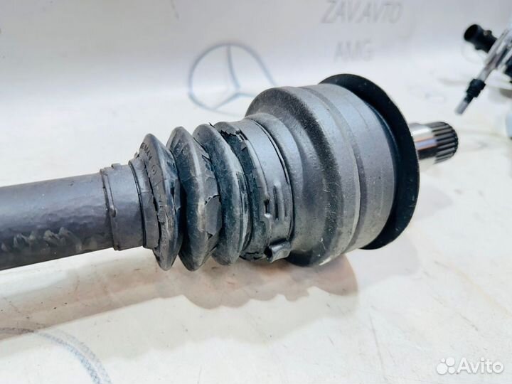 Привод задний Mercedes W204 M271.8 2012