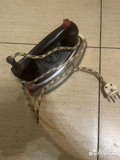Продам утюг СССР