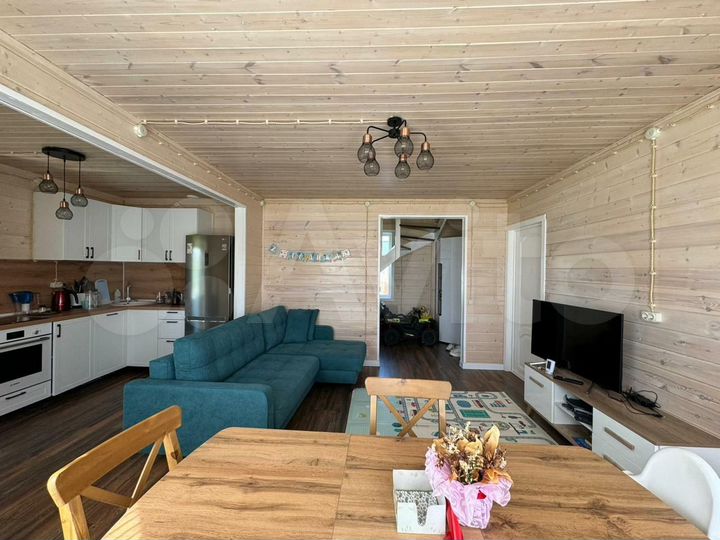 Дом 111 м² на участке 10 сот.