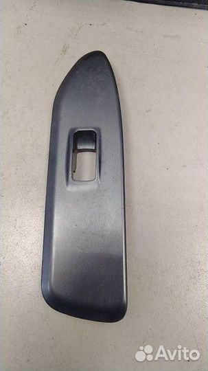 Накладка блока управления стеклоподъемниками