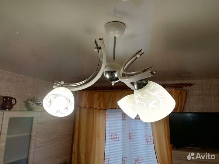 Светильник потолочный