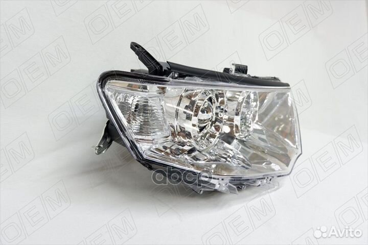 OEM0031FR Фара правая Mitsubishi Pajero Sport 2