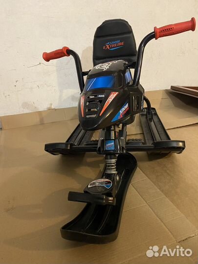 Снегокат со спинкой