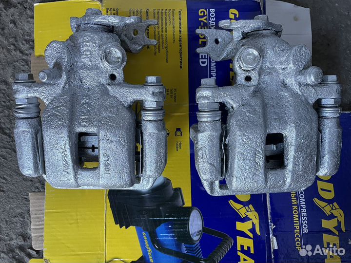 Суппорта задние Honda Accord 8 2 литра