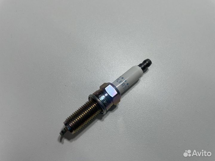 Новые платиновые свечи NGK