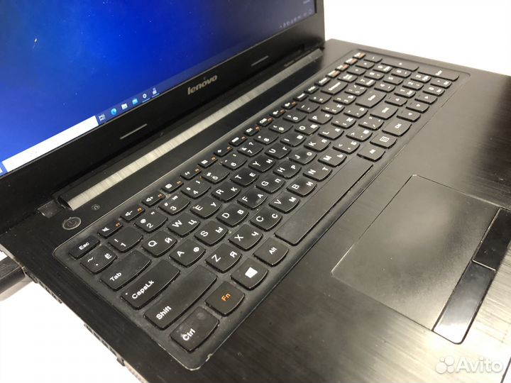 Игровой ноутбук Lenovo 4 ядра/2видеокарты/1000gb