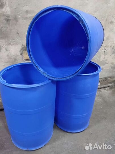 Бочки пластиковые 227 л