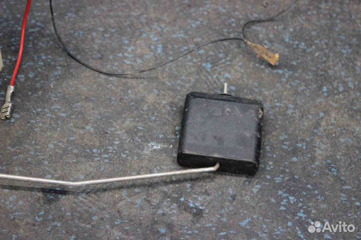 Бензонасос Land Rover Discovery 3 (Ленд Ровер Диск