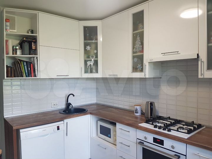 3-к. квартира, 64 м², 7/9 эт.