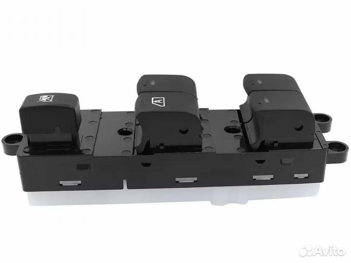 Кнопки стеклоподъемника Nissan