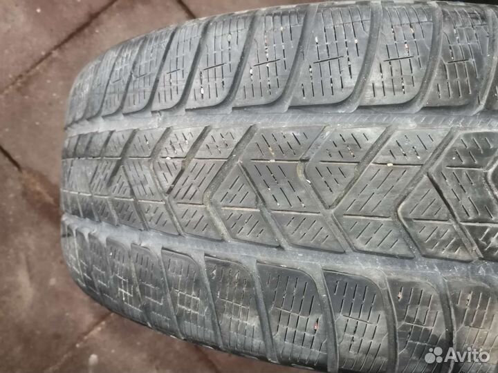 Pirelli Scorpion Winter 235/55 R18 104H
