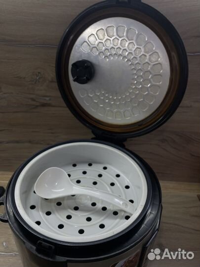 Мультиварка redmond rmc - M251