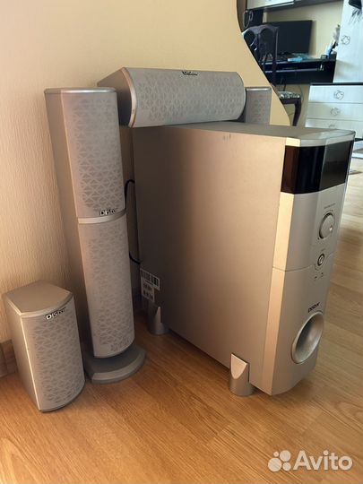 Домашний кинотеатр