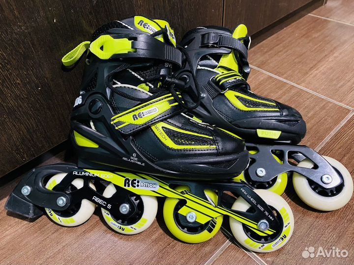 Роликовые коньки