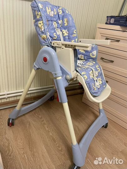 Детский стульчик для кормления