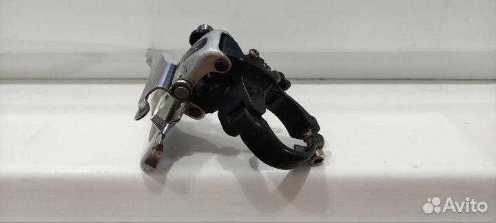 Передний переключатель Shimano Altrus