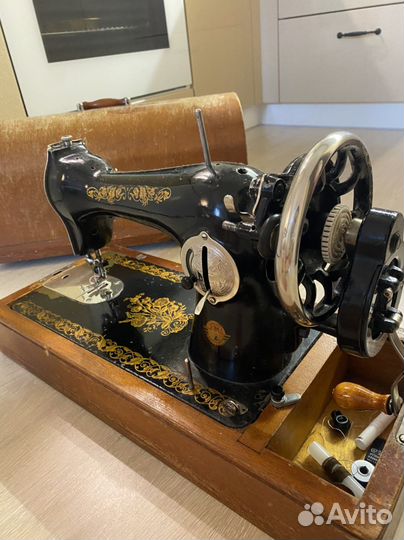 Швейная машина Подольск