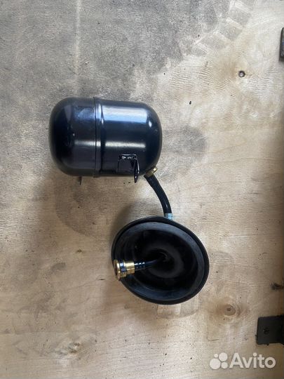 Ресивер пневмоподвески e53 задний правый