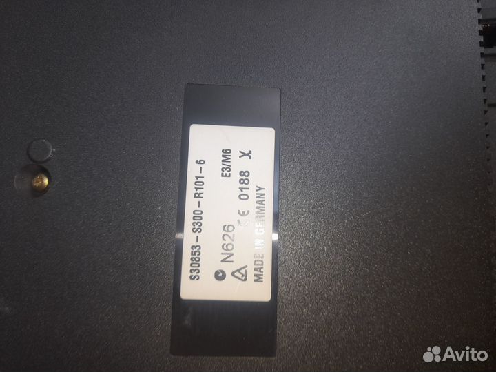 Телефон s30853-s300-r101