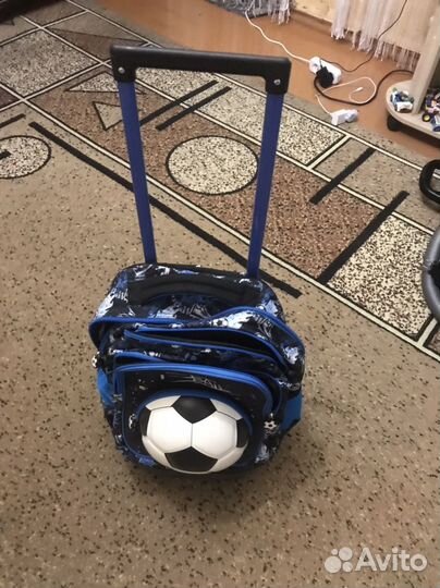 Портфель школьный новый как чемодан