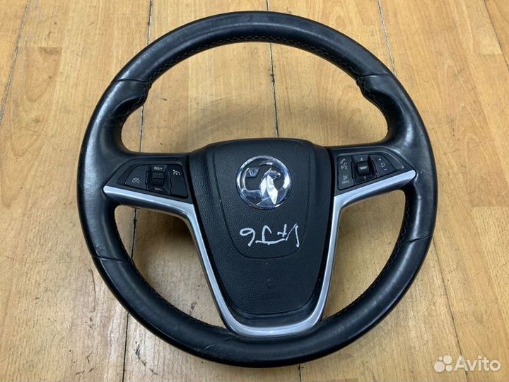 Руль Opel Insignia
