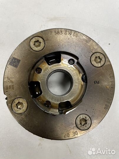 Исполнительный механизм впускных клапанов